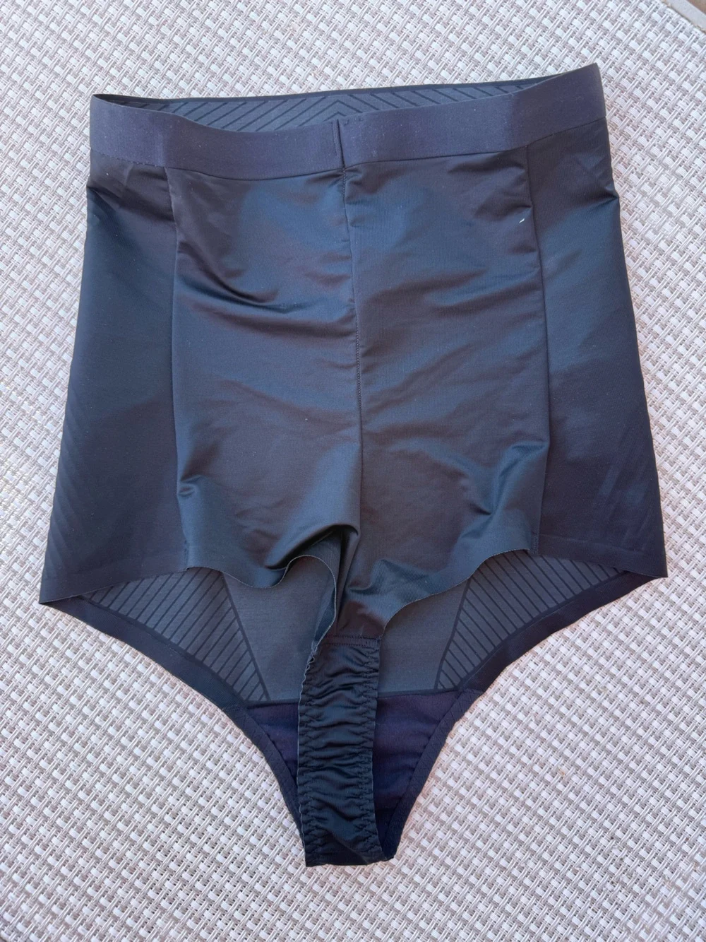 SPANX shaping wear targeted